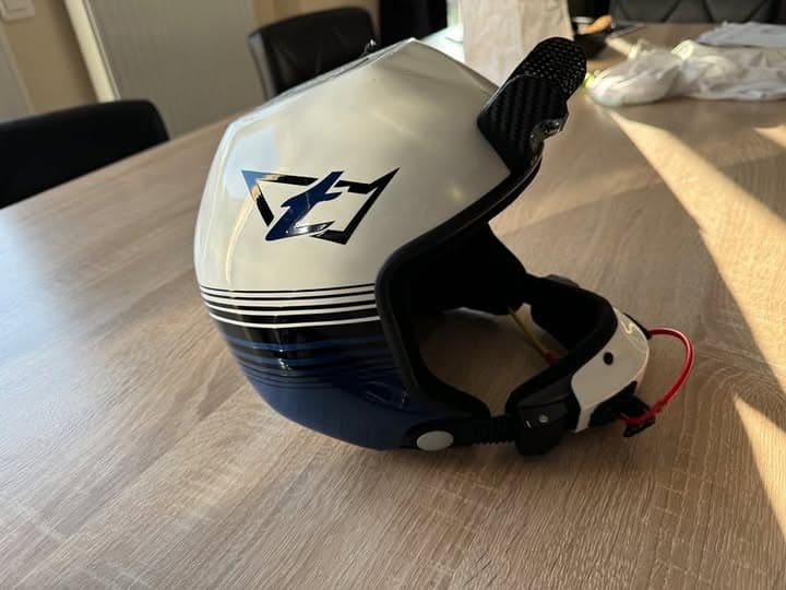 Tonfly Helmet